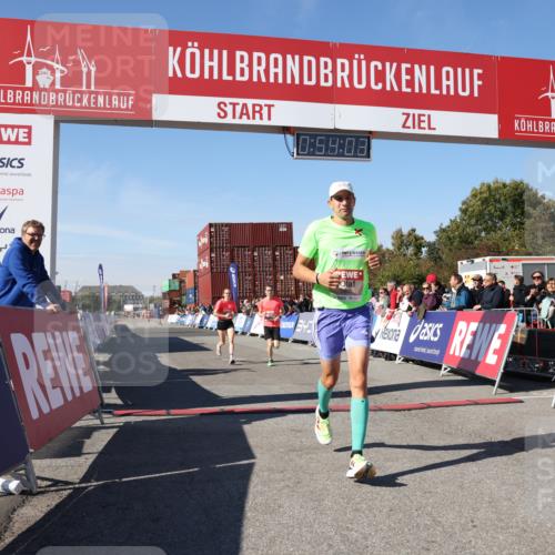 03.10.2025 - Köhlbrandbrückenlauf Lena Gebhardt http://msf.ph/oto/9038682 03.10.2025 12:54:04 Ziel 4030, 5710, 5947, 6002, 6200, 6817 meine-sportfotos.de
