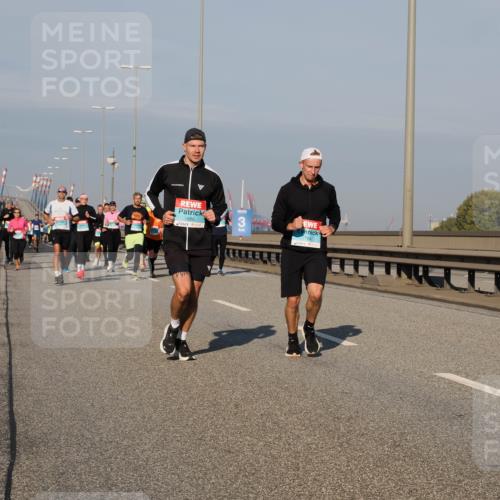 03.10.2025 - Köhlbrandbrückenlauf Fabian Wolf http://msf.ph/oto/9038692 03.10.2025 09:53:02 Position 3 1886, 3, 764 meine-sportfotos.de