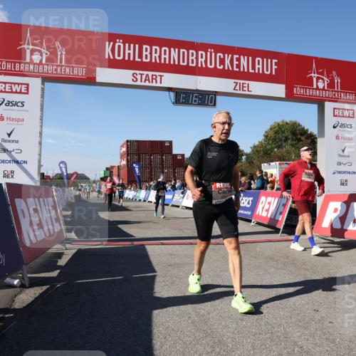 03.10.2025 - Köhlbrandbrückenlauf Lena Gebhardt http://msf.ph/oto/9038697 03.10.2025 13:16:11 Ziel 4311, 4423, 4495, 4644, 4696, 5068, 5336, 5684, 5806, 6712 meine-sportfotos.de