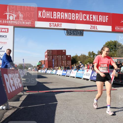 03.10.2025 - Köhlbrandbrückenlauf Lena Gebhardt http://msf.ph/oto/9038756 03.10.2025 12:54:08 Ziel 4030, 5710, 5947, 6200, 6817 meine-sportfotos.de