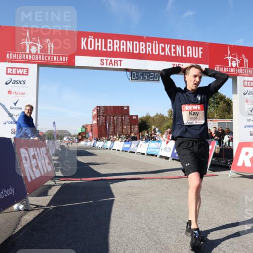 03.10.2025 - Köhlbrandbrückenlauf Lena Gebhardt http://msf.ph/oto/9038829 03.10.2025 12:54:21 Ziel 4023, 4598 meine-sportfotos.de