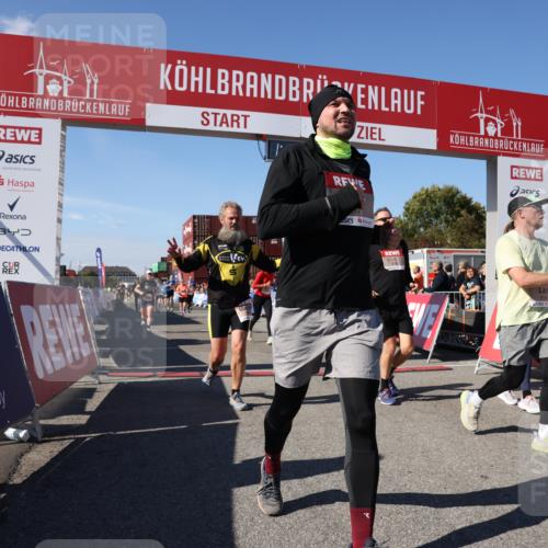 03.10.2025 - Köhlbrandbrückenlauf Lena Gebhardt http://msf.ph/oto/9038917 03.10.2025 13:16:25 Ziel 4144, 4146, 4314, 4317, 4347, 4408, 4414, 4563, 4586, 4928, 4952, 5032, 5498, 5570, 5806, 5815, 5836, 5983, 6353, 6761, 6771, 6812 meine-sportfotos.de