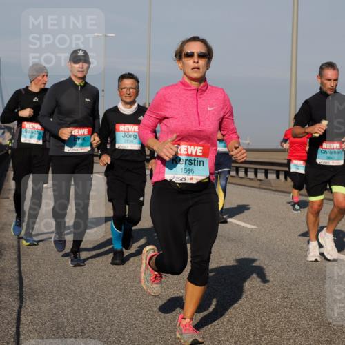 03.10.2025 - Köhlbrandbrückenlauf Fabian Wolf http://msf.ph/oto/9038936 03.10.2025 09:53:13 Position 3 2736, 2735, 1566, 3641 meine-sportfotos.de