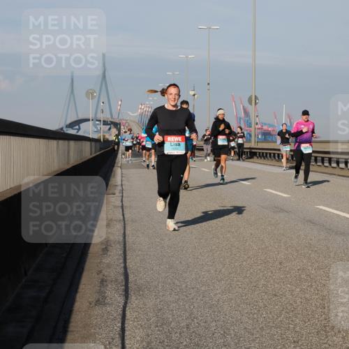 03.10.2025 - Köhlbrandbrückenlauf Fabian Wolf http://msf.ph/oto/9039021 03.10.2025 09:53:18 Position 3 1656 meine-sportfotos.de