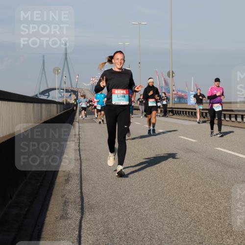 03.10.2025 - Köhlbrandbrückenlauf Fabian Wolf http://msf.ph/oto/9039036 03.10.2025 09:53:18 Position 3 1656 meine-sportfotos.de