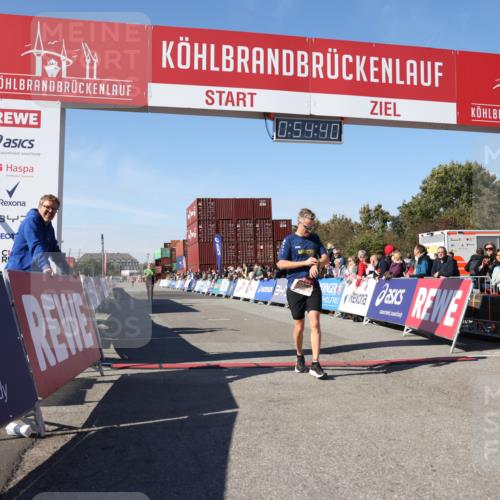 03.10.2025 - Köhlbrandbrückenlauf Lena Gebhardt http://msf.ph/oto/9039046 03.10.2025 12:54:40 Ziel 4060, 4079, 4106, 4209, 6621, 6683 meine-sportfotos.de