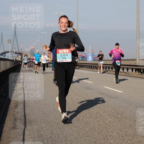 03.10.2025 - Köhlbrandbrückenlauf Fabian Wolf http://msf.ph/oto/9039052 03.10.2025 09:53:19 Position 3 1656 meine-sportfotos.de