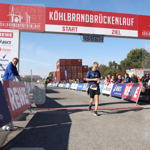 03.10.2025 - Köhlbrandbrückenlauf Lena Gebhardt http://msf.ph/oto/9039059 03.10.2025 12:54:40 Ziel 4060, 4079, 4106, 4209, 6621, 6683 meine-sportfotos.de