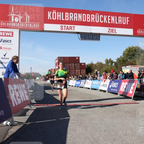 03.10.2025 - Köhlbrandbrückenlauf Lena Gebhardt http://msf.ph/oto/9039101 03.10.2025 12:54:45 Ziel 4079, 4106, 4209, 6151, 6621, 6683 meine-sportfotos.de