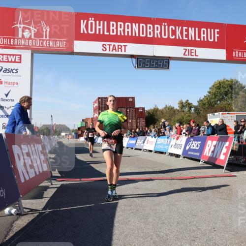 03.10.2025 - Köhlbrandbrückenlauf Lena Gebhardt http://msf.ph/oto/9039114 03.10.2025 12:54:45 Ziel 4079, 4106, 4209, 6151, 6621, 6683 meine-sportfotos.de