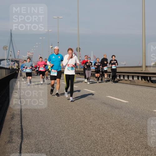 03.10.2025 - Köhlbrandbrückenlauf Fabian Wolf http://msf.ph/oto/9039122 03.10.2025 09:53:25 Position 3  meine-sportfotos.de