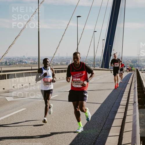 03.10.2025 - Köhlbrandbrückenlauf Michael Burmester http://msf.ph/oto/9039200 03.10.2025 12:17:41 Position 1 6359, 6483 meine-sportfotos.de