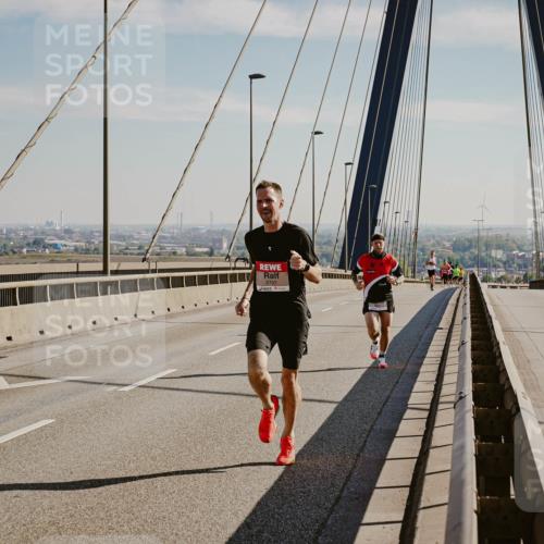 03.10.2025 - Köhlbrandbrückenlauf Michael Burmester http://msf.ph/oto/9039204 03.10.2025 12:17:44 Position 1 5797 meine-sportfotos.de