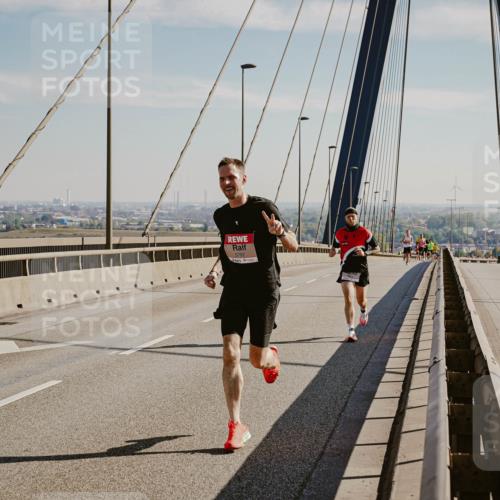 03.10.2025 - Köhlbrandbrückenlauf Michael Burmester http://msf.ph/oto/9039212 03.10.2025 12:17:44 Position 1 5797 meine-sportfotos.de
