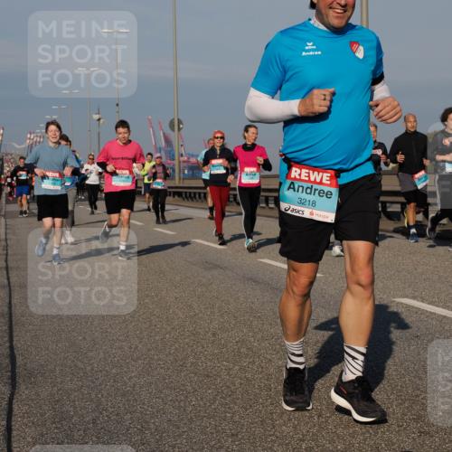03.10.2025 - Köhlbrandbrückenlauf Fabian Wolf http://msf.ph/oto/9039215 03.10.2025 09:53:30 Position 3 3218 meine-sportfotos.de