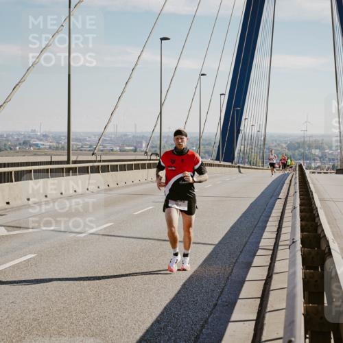 03.10.2025 - Köhlbrandbrückenlauf Michael Burmester http://msf.ph/oto/9039216 03.10.2025 12:17:46 Position 1  meine-sportfotos.de