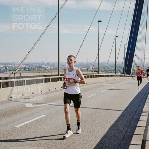 03.10.2025 - Köhlbrandbrückenlauf Michael Burmester http://msf.ph/oto/9039239 03.10.2025 12:18:01 Position 1 6087 meine-sportfotos.de