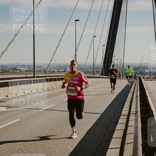 03.10.2025 - Köhlbrandbrückenlauf Michael Burmester http://msf.ph/oto/9039247 03.10.2025 12:18:06 Position 1 6482 meine-sportfotos.de