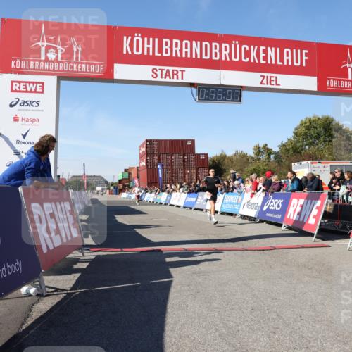 03.10.2025 - Köhlbrandbrückenlauf Lena Gebhardt http://msf.ph/oto/9039251 03.10.2025 12:55:07 Ziel 5765, 6130, 6410 meine-sportfotos.de