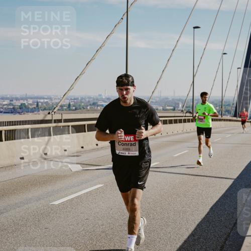 03.10.2025 - Köhlbrandbrückenlauf Michael Burmester http://msf.ph/oto/9039277 03.10.2025 12:18:12 Position 1 4089 meine-sportfotos.de
