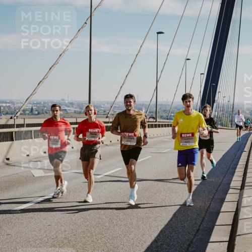 03.10.2025 - Köhlbrandbrückenlauf Michael Burmester http://msf.ph/oto/9039312 03.10.2025 12:18:22 Position 1  meine-sportfotos.de