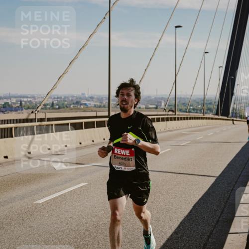03.10.2025 - Köhlbrandbrückenlauf Michael Burmester http://msf.ph/oto/9039332 03.10.2025 12:18:24 Position 1 4035 meine-sportfotos.de