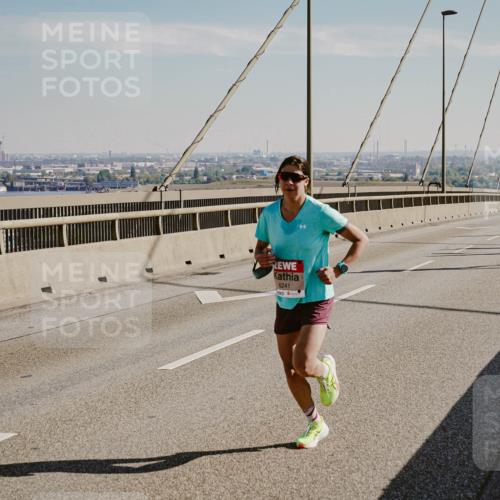 03.10.2025 - Köhlbrandbrückenlauf Michael Burmester http://msf.ph/oto/9039355 03.10.2025 12:18:44 Position 1 6241 meine-sportfotos.de