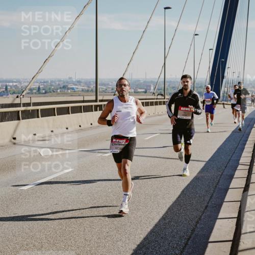 03.10.2025 - Köhlbrandbrückenlauf Michael Burmester http://msf.ph/oto/9039374 03.10.2025 12:18:49 Position 1 6216 meine-sportfotos.de