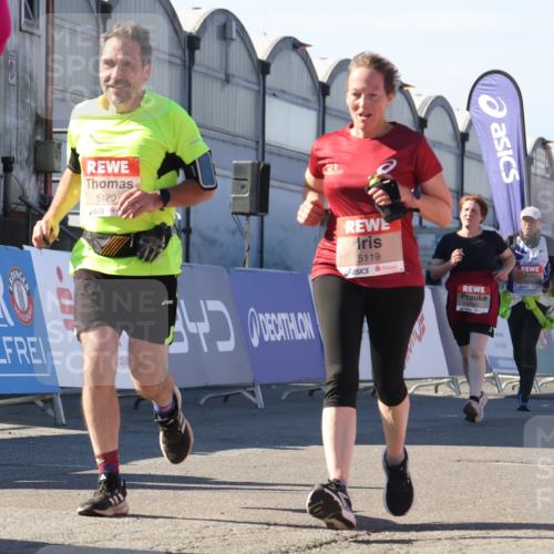 03.10.2025 - Köhlbrandbrückenlauf Luisa Fischer http://msf.ph/oto/9039399 03.10.2025 13:29:42 Ziel 4629, 4660, 4720, 4733, 5119, 5120, 5260, 5333, 5482, 5574, 6093, 6215, 6387, 6439, 6539, 6543, 6554, 6555 meine-sportfotos.de