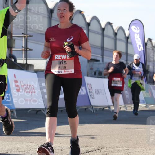 03.10.2025 - Köhlbrandbrückenlauf Luisa Fischer http://msf.ph/oto/9039408 03.10.2025 13:29:43 Ziel 4629, 4660, 4720, 4733, 5119, 5120, 5260, 5333, 5482, 5574, 6093, 6215, 6387, 6439, 6543, 6554, 6555 meine-sportfotos.de