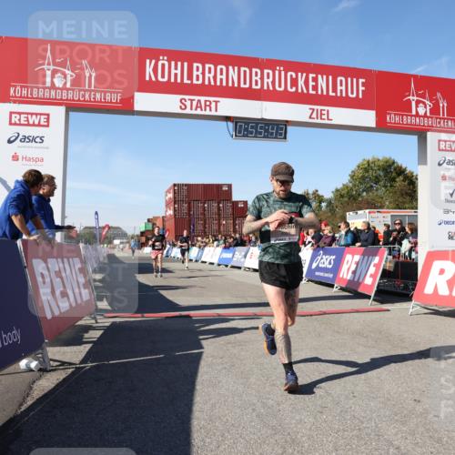 03.10.2025 - Köhlbrandbrückenlauf Lena Gebhardt http://msf.ph/oto/9039459 03.10.2025 12:55:44 Ziel 4001, 4104, 4594, 6100, 6480, 6762 meine-sportfotos.de