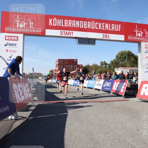 03.10.2025 - Köhlbrandbrückenlauf Lena Gebhardt http://msf.ph/oto/9039467 03.10.2025 12:55:45 Ziel 4001, 4594, 6100, 6480, 6762 meine-sportfotos.de
