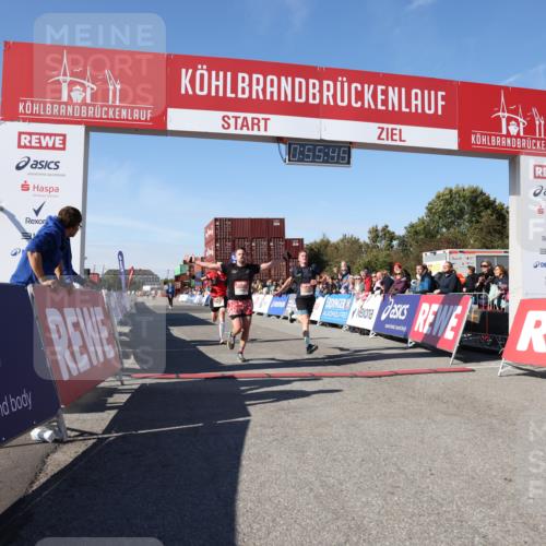03.10.2025 - Köhlbrandbrückenlauf Lena Gebhardt http://msf.ph/oto/9039473 03.10.2025 12:55:45 Ziel 4001, 4594, 6100, 6480, 6762 meine-sportfotos.de