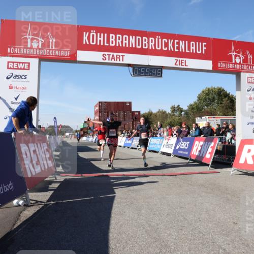 03.10.2025 - Köhlbrandbrückenlauf Lena Gebhardt http://msf.ph/oto/9039477 03.10.2025 12:55:45 Ziel 4001, 4594, 6100, 6480, 6762 meine-sportfotos.de