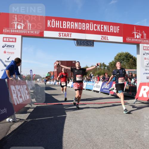 03.10.2025 - Köhlbrandbrückenlauf Lena Gebhardt http://msf.ph/oto/9039486 03.10.2025 12:55:46 Ziel 4001, 4594, 6100, 6480, 6762 meine-sportfotos.de
