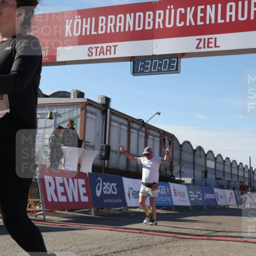 03.10.2025 - Köhlbrandbrückenlauf Luisa Fischer http://msf.ph/oto/9039495 03.10.2025 13:30:02 Ziel 4459, 4825, 5369, 5398, 5587, 5621, 5930, 5944, 6234, 6570, 6698 meine-sportfotos.de