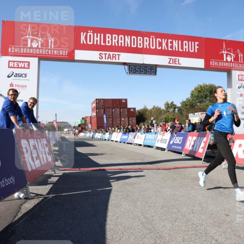 03.10.2025 - Köhlbrandbrückenlauf Lena Gebhardt http://msf.ph/oto/9039563 03.10.2025 12:55:52 Ziel 4594, 5966, 6100, 6480, 6762 meine-sportfotos.de