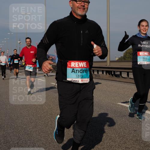 03.10.2025 - Köhlbrandbrückenlauf Fabian Wolf http://msf.ph/oto/9039580 03.10.2025 09:53:45 Position 3 1375, 1873, 3743 meine-sportfotos.de