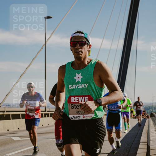 03.10.2025 - Köhlbrandbrückenlauf Michael Burmester http://msf.ph/oto/9039705 03.10.2025 12:20:04 Position 1 060, 4030 meine-sportfotos.de