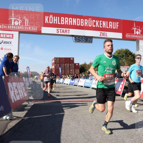 03.10.2025 - Köhlbrandbrückenlauf Lena Gebhardt http://msf.ph/oto/9039722 03.10.2025 12:56:14 Ziel 4041, 4050, 4078, 4114, 4123, 5957, 6206, 6489, 6495 meine-sportfotos.de