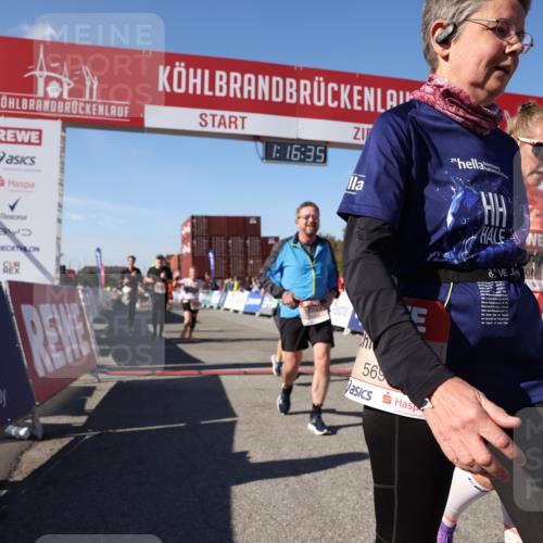 03.10.2025 - Köhlbrandbrückenlauf Lena Gebhardt http://msf.ph/oto/9039755 03.10.2025 13:16:36 Ziel 4036, 4146, 4235, 4314, 4408, 4586, 4813, 5104, 5570, 5630, 5694, 5815, 5983, 6208, 6353, 6377, 6812 meine-sportfotos.de