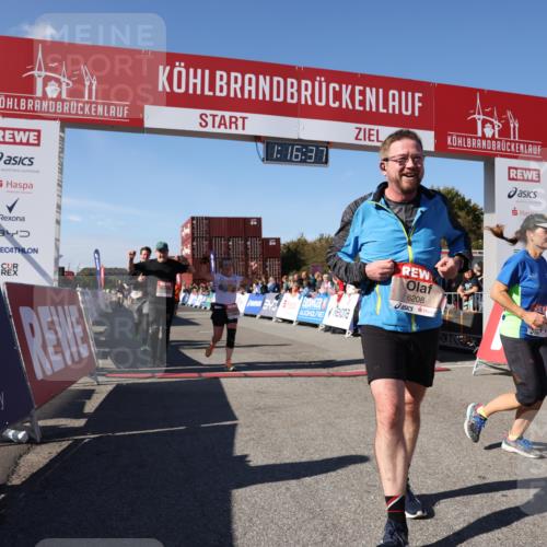 03.10.2025 - Köhlbrandbrückenlauf Lena Gebhardt http://msf.ph/oto/9039775 03.10.2025 13:16:37 Ziel 4036, 4146, 4235, 4314, 4330, 4408, 4431, 4586, 4813, 5104, 5570, 5630, 5694, 5815, 6208, 6353, 6377, 6812 meine-sportfotos.de