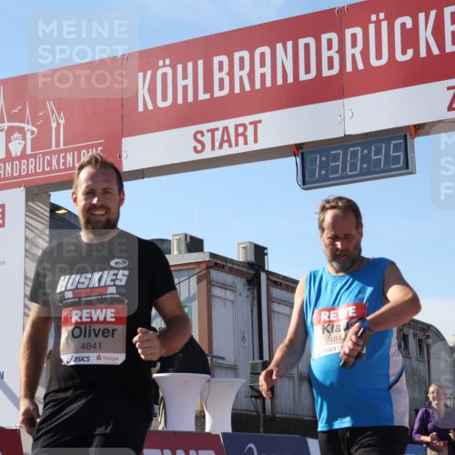 03.10.2025 - Köhlbrandbrückenlauf Luisa Fischer http://msf.ph/oto/9039799 03.10.2025 13:30:44 Ziel 4355, 4840, 4841, 4937, 5289, 5391, 6170, 6223, 6347 meine-sportfotos.de