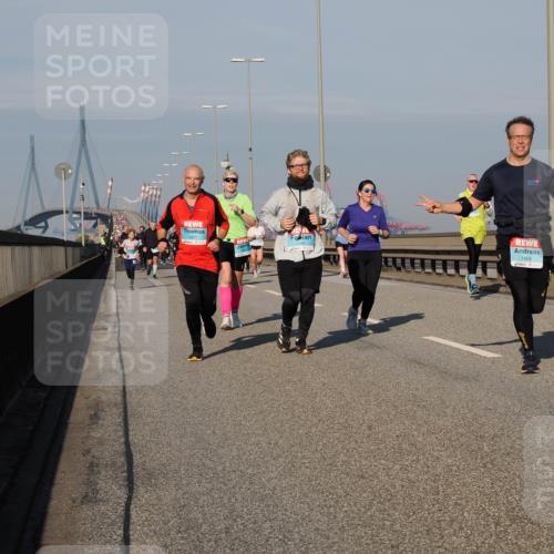 03.10.2025 - Köhlbrandbrückenlauf Fabian Wolf http://msf.ph/oto/9039847 03.10.2025 09:53:59 Position 3 2891, 1408 meine-sportfotos.de