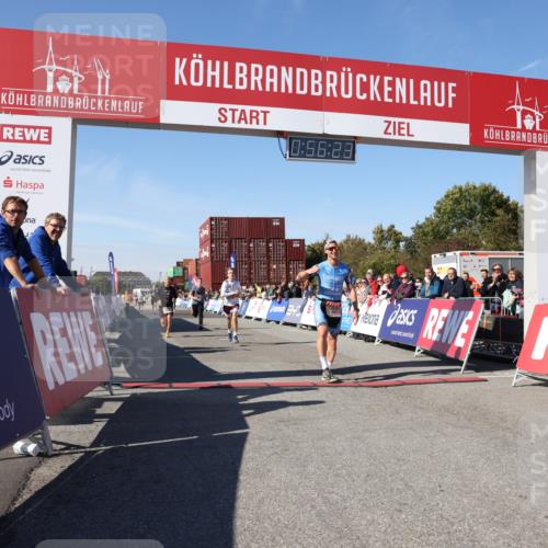 03.10.2025 - Köhlbrandbrückenlauf Lena Gebhardt http://msf.ph/oto/9039849 03.10.2025 12:56:24 Ziel 4028, 4050, 4078, 4166, 4170, 4231, 5957, 6206, 6266, 6495 meine-sportfotos.de
