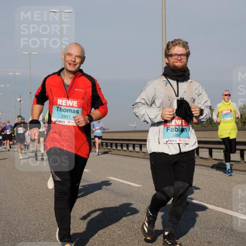 03.10.2025 - Köhlbrandbrückenlauf Fabian Wolf http://msf.ph/oto/9039900 03.10.2025 09:54:01 Position 3 2891, 2890 meine-sportfotos.de