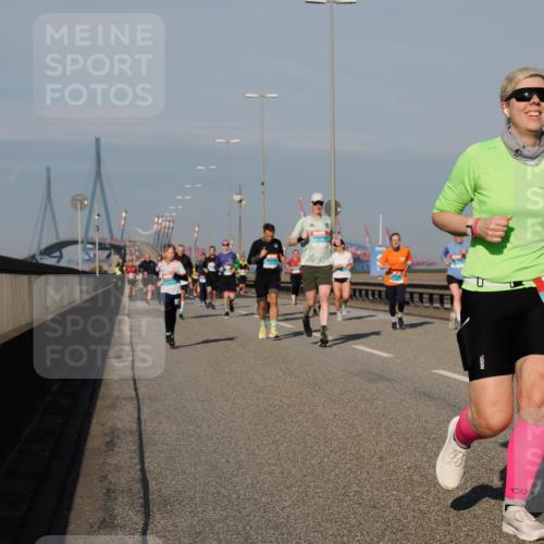 03.10.2025 - Köhlbrandbrückenlauf Fabian Wolf http://msf.ph/oto/9039925 03.10.2025 09:54:03 Position 3 284 meine-sportfotos.de