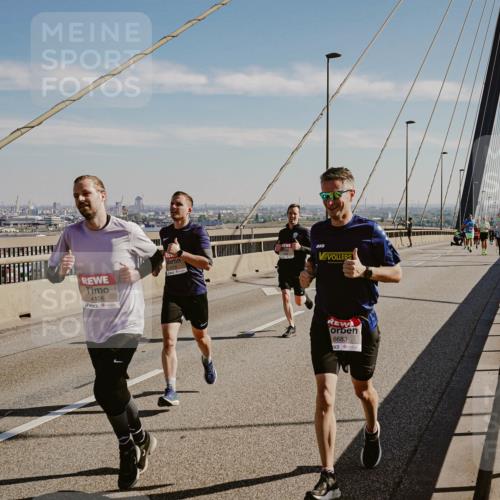 03.10.2025 - Köhlbrandbrückenlauf Michael Burmester http://msf.ph/oto/9039959 03.10.2025 12:20:37 Position 1 4106, 6683 meine-sportfotos.de
