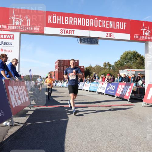 03.10.2025 - Köhlbrandbrückenlauf Lena Gebhardt http://msf.ph/oto/9040015 03.10.2025 12:56:31 Ziel 4028, 4054, 4096, 4166, 4170, 4231, 4478, 6266, 6408, 6769 meine-sportfotos.de
