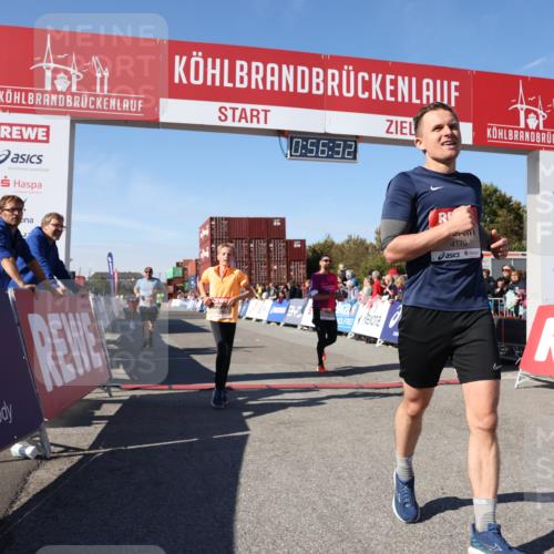 03.10.2025 - Köhlbrandbrückenlauf Lena Gebhardt http://msf.ph/oto/9040039 03.10.2025 12:56:32 Ziel 4054, 4096, 4166, 4170, 4231, 4478, 6266, 6408, 6769 meine-sportfotos.de